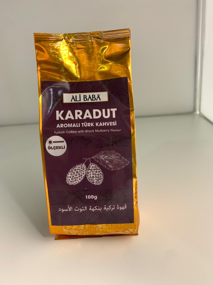 قهوة تركية بنكهة التوت الاسود