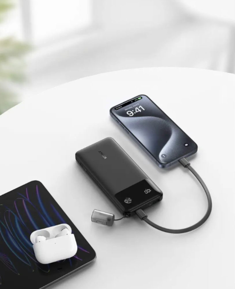 بطارية أنكر 10000 مللي أمبير – شحن سريع 22.5 واط – منفذ USB وType-C – لون أسود