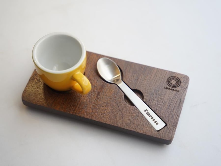 Akami spoon by name