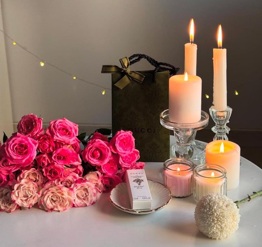 عطر قوتشي الحصري 1.5 مل صب  مع الكيس