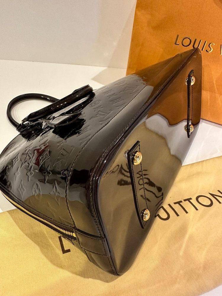 Louis Vuitton bag