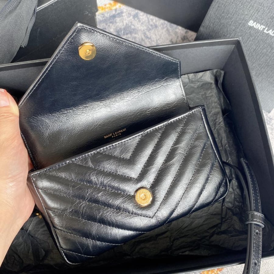 COLLEGE MINI CHAIN BAG IN SHINY CRACKLED LEATHER