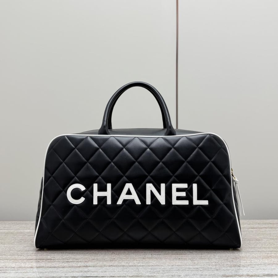Boston handbag