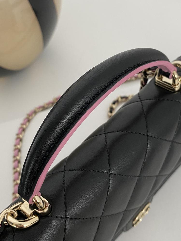 chanel mini  crossbody bag