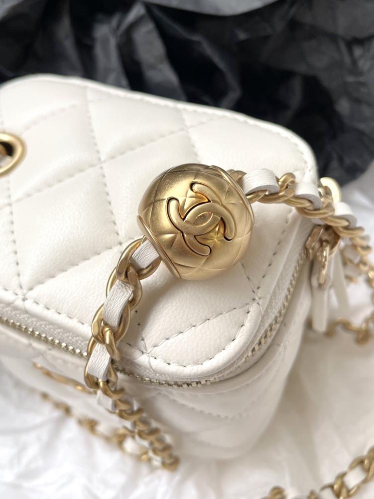 chanel mini bag