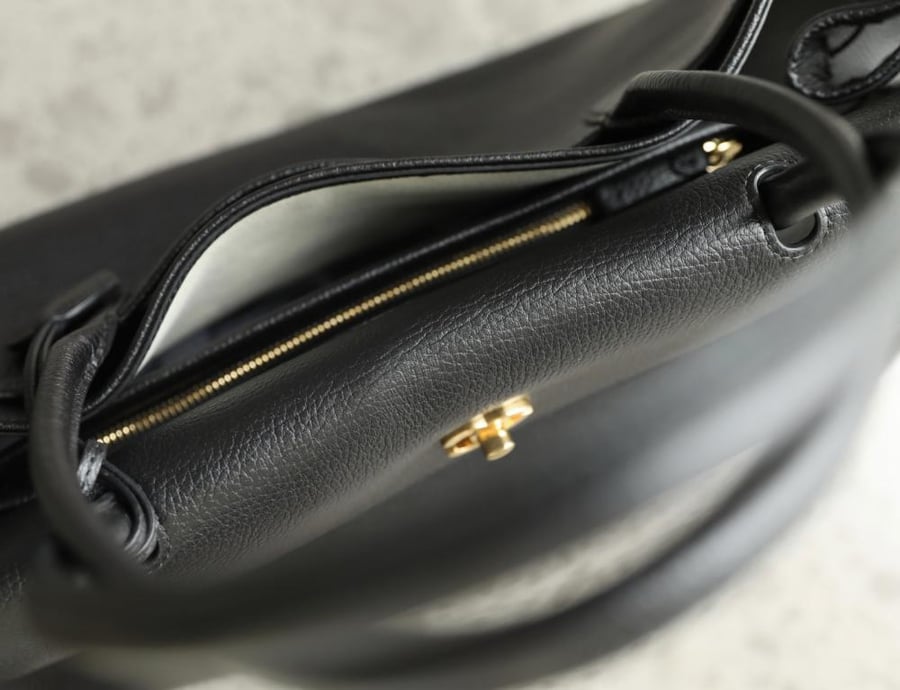 LARGE SHOPPING BAG   Grained Calfskin & Gold-Tone Metal  Black