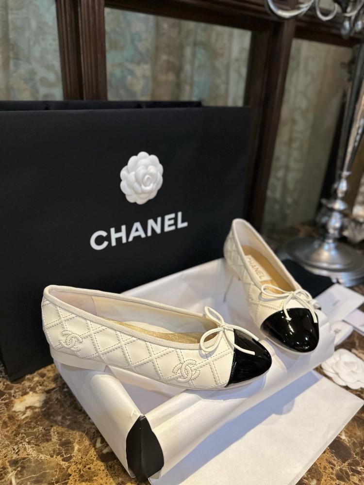 BALLET FLATS