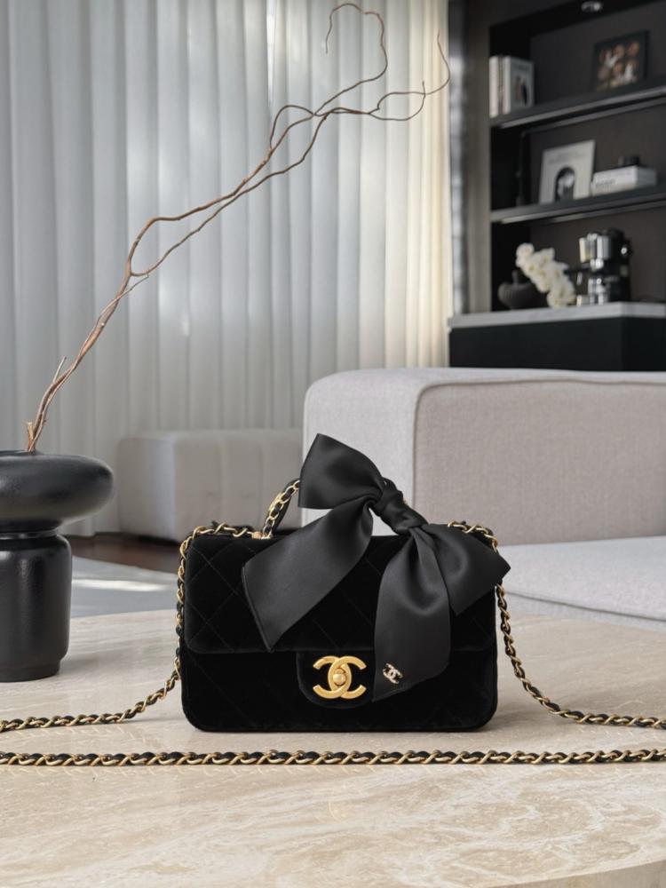 MINI FLAP BAG WITH TOP HANDLE