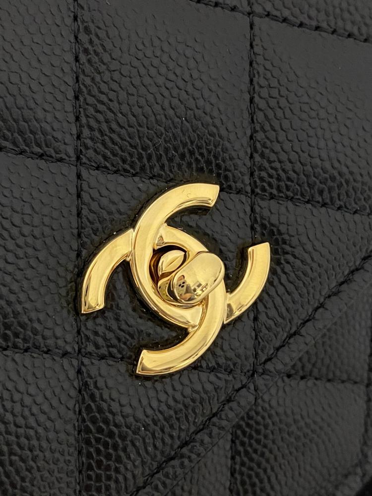 chanel mini  crossbody bag
