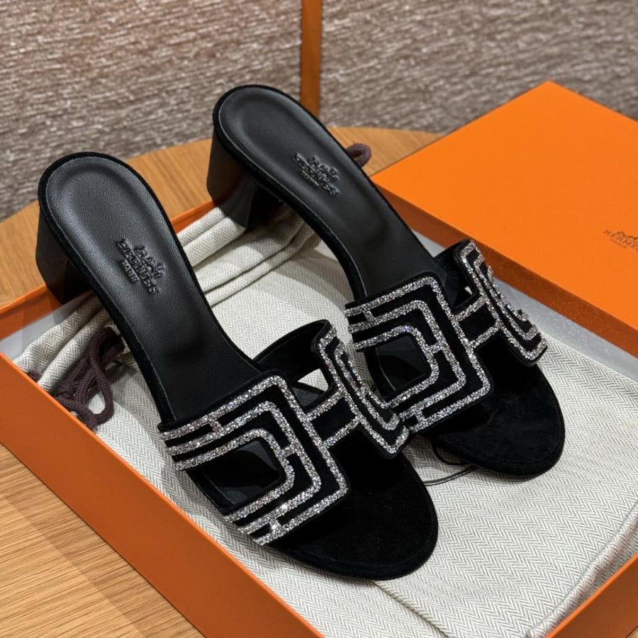 Oasis sandal