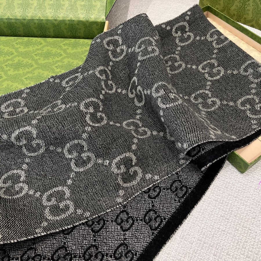 GG JACQUARD KNIT SCARF WITH TASSELS