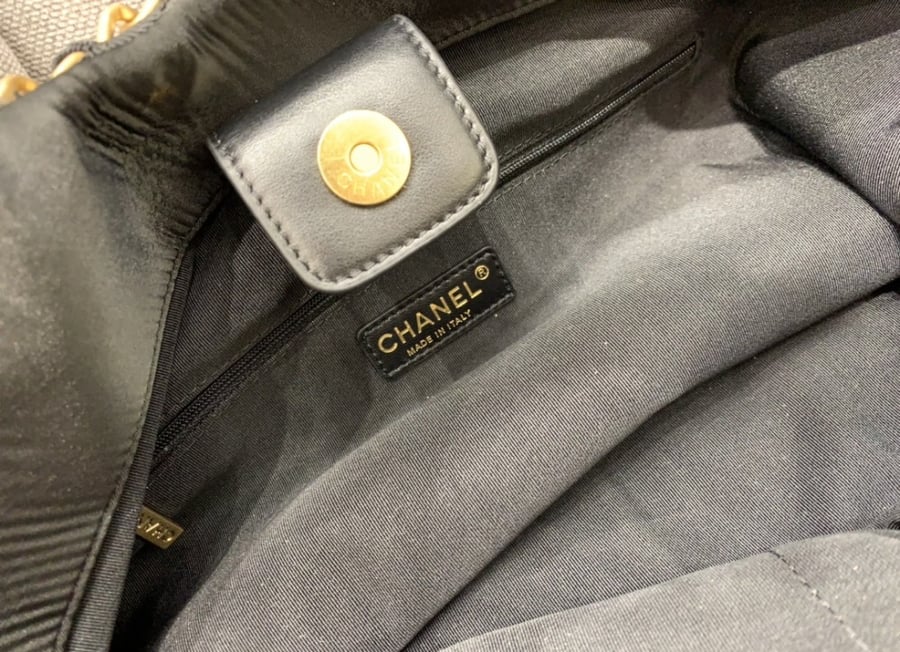 chanel tote bag
