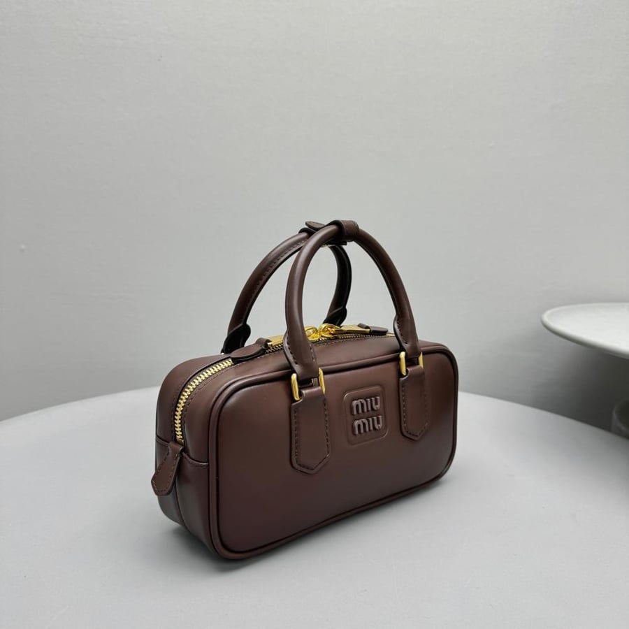 Arcadie leather bag