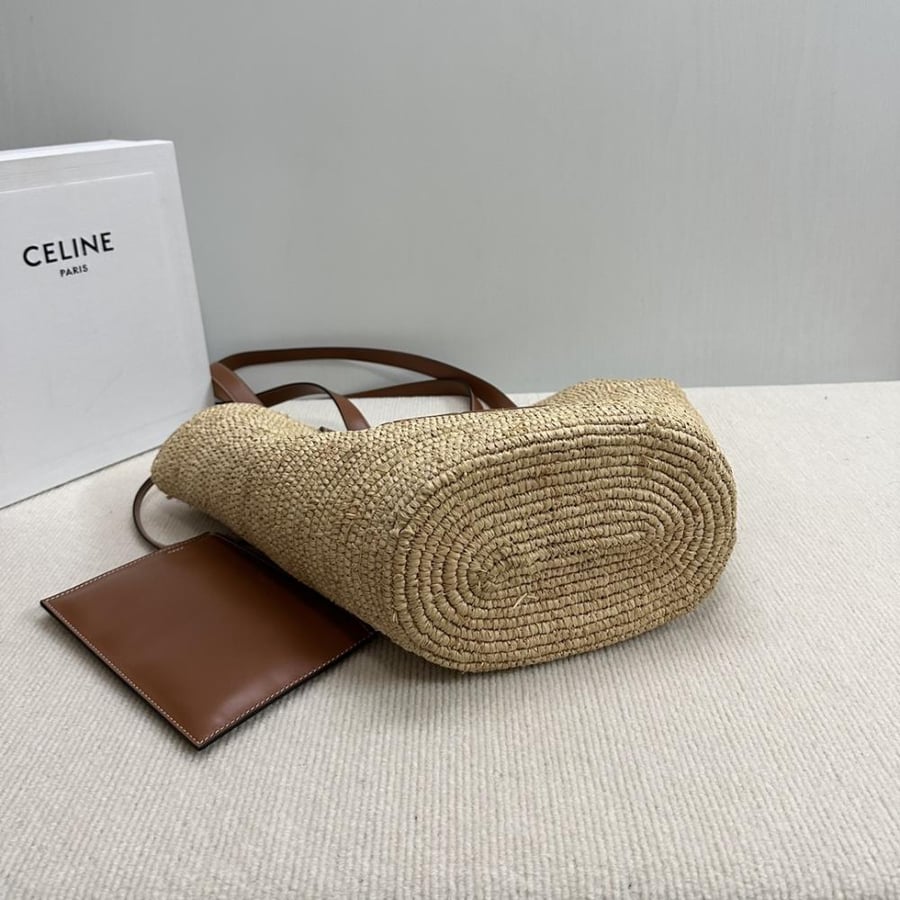 TEEN SUPPLE CELINE CLASSIC PANIER IN RAFFIA AND CALFSKIN