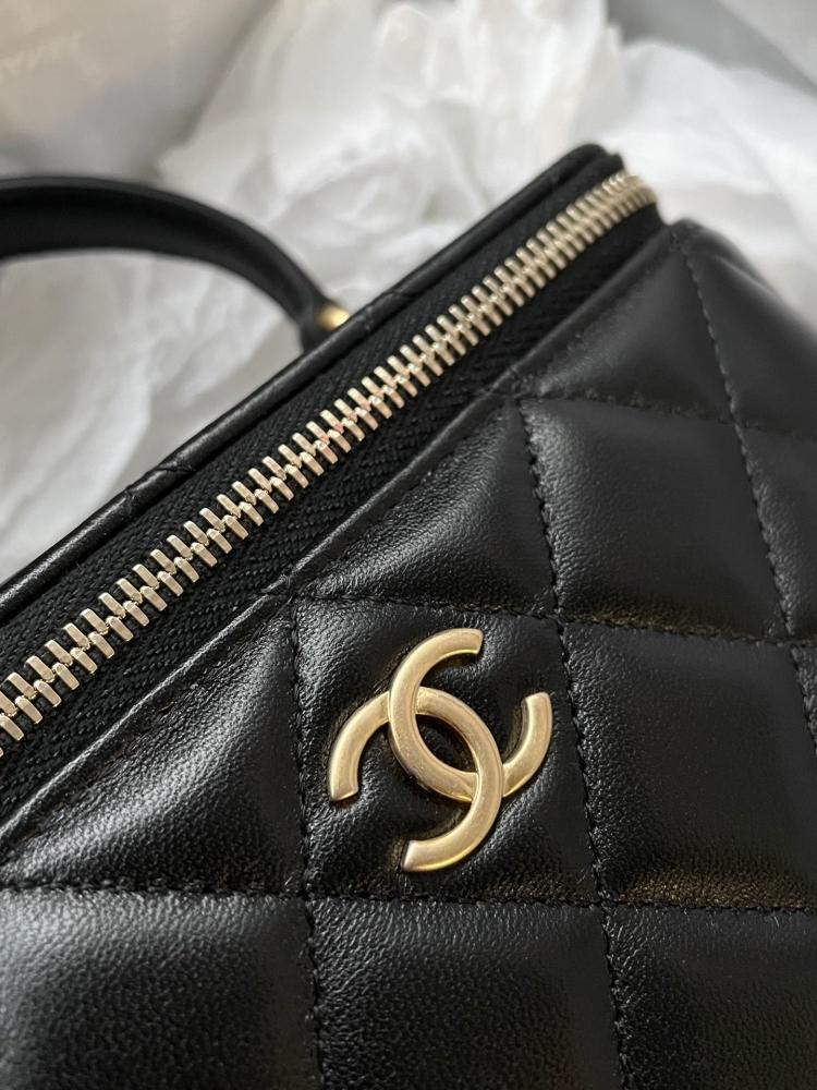 chanel mini bag