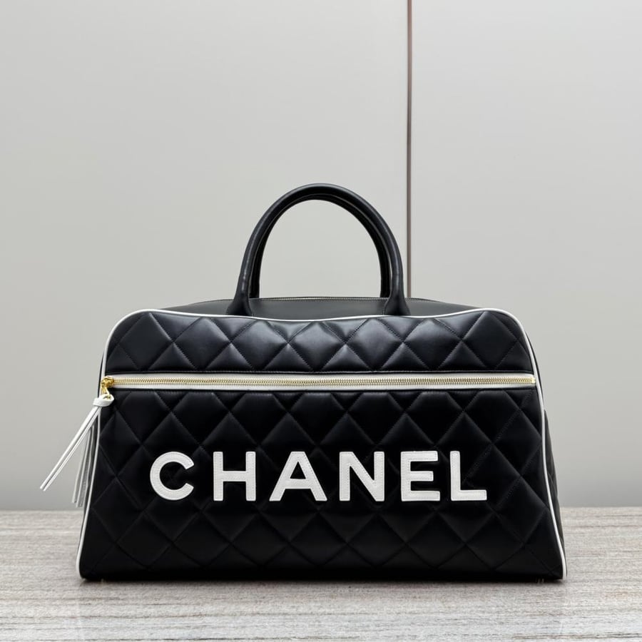 Boston handbag