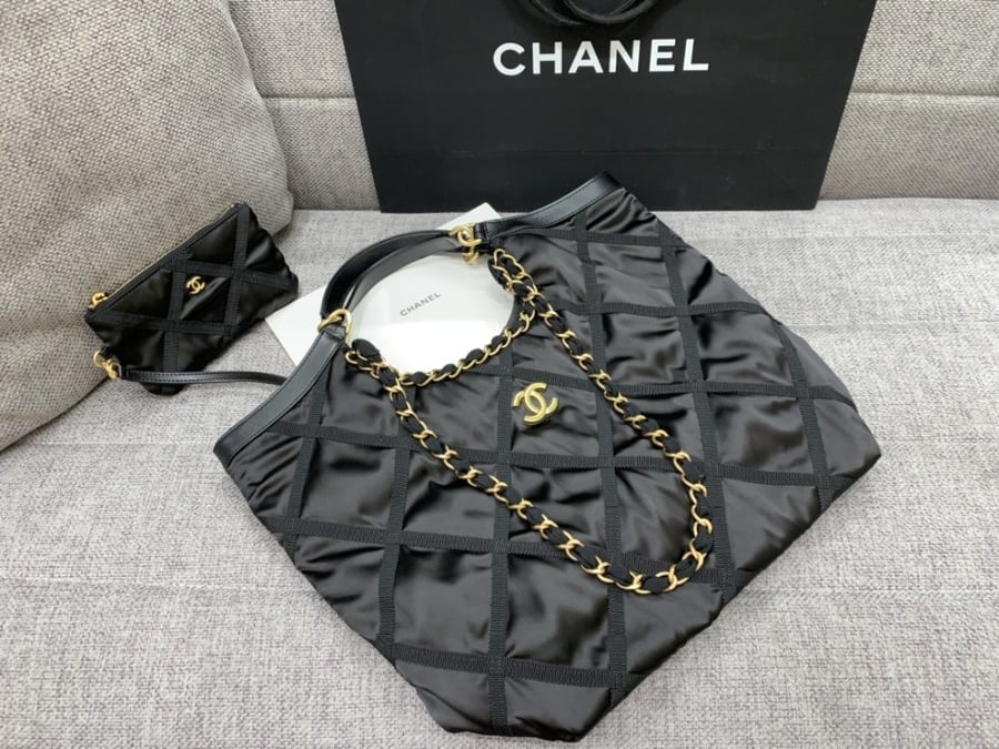 chanel tote bag