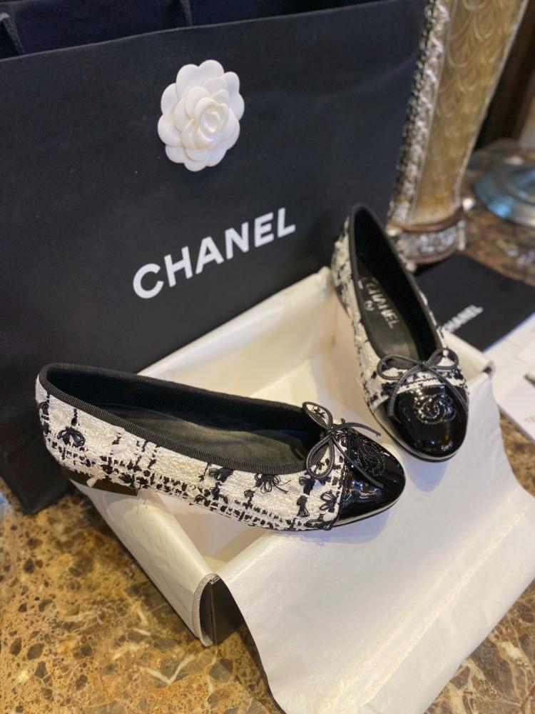 chanel ballerina