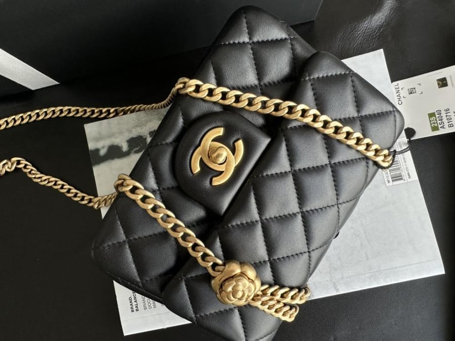 chanel mini crossbody bag