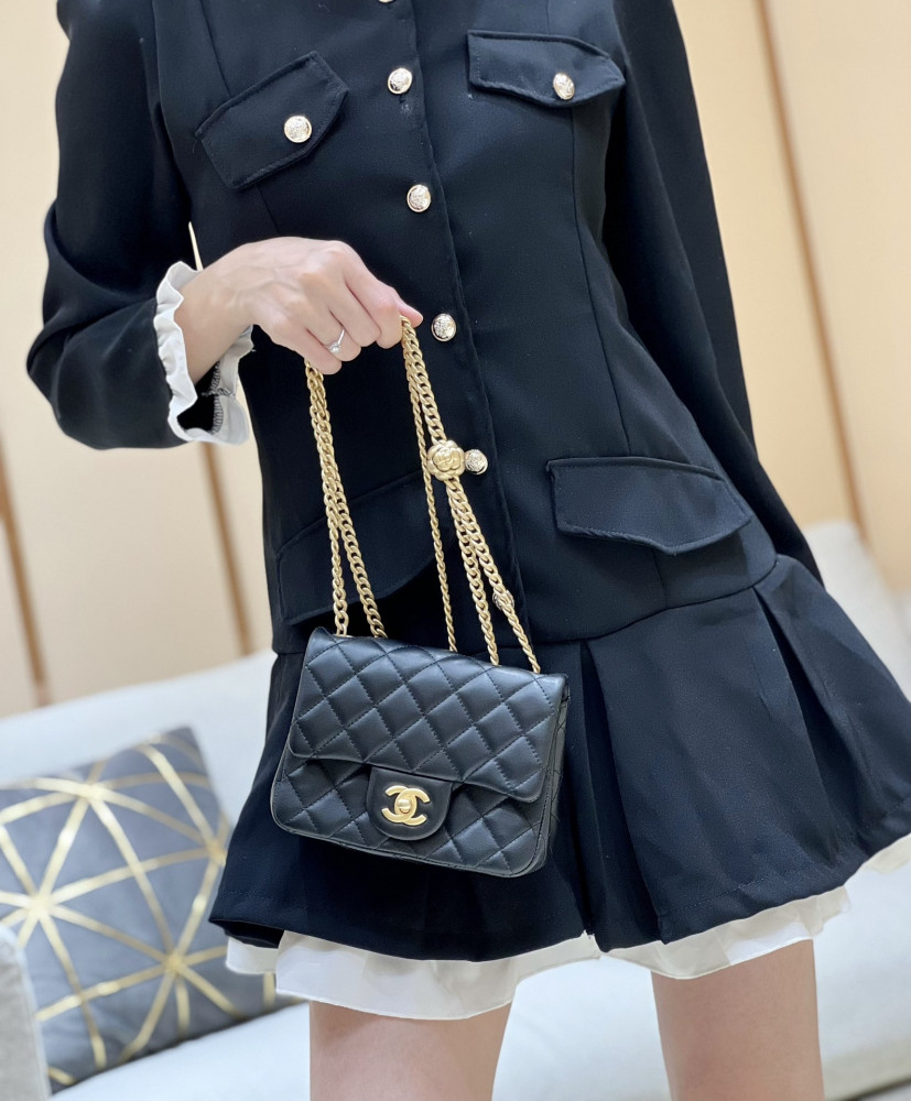 chanel mini crossbody bag