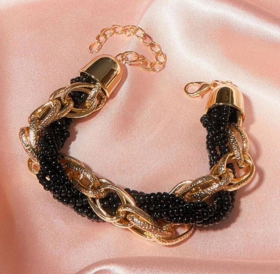 اسواره اسود وذهبي