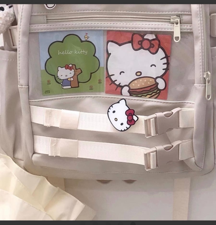 شنطة hello kitty