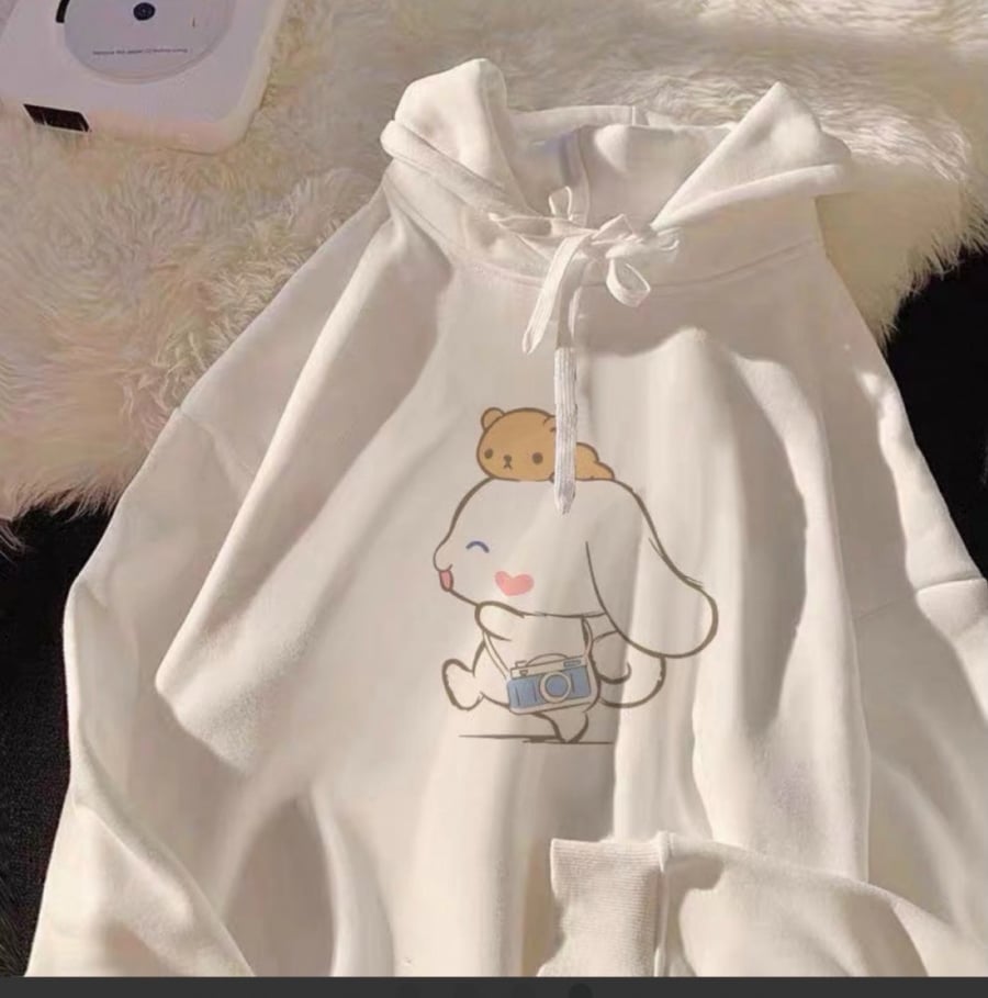 بلوفر cinnamoroll