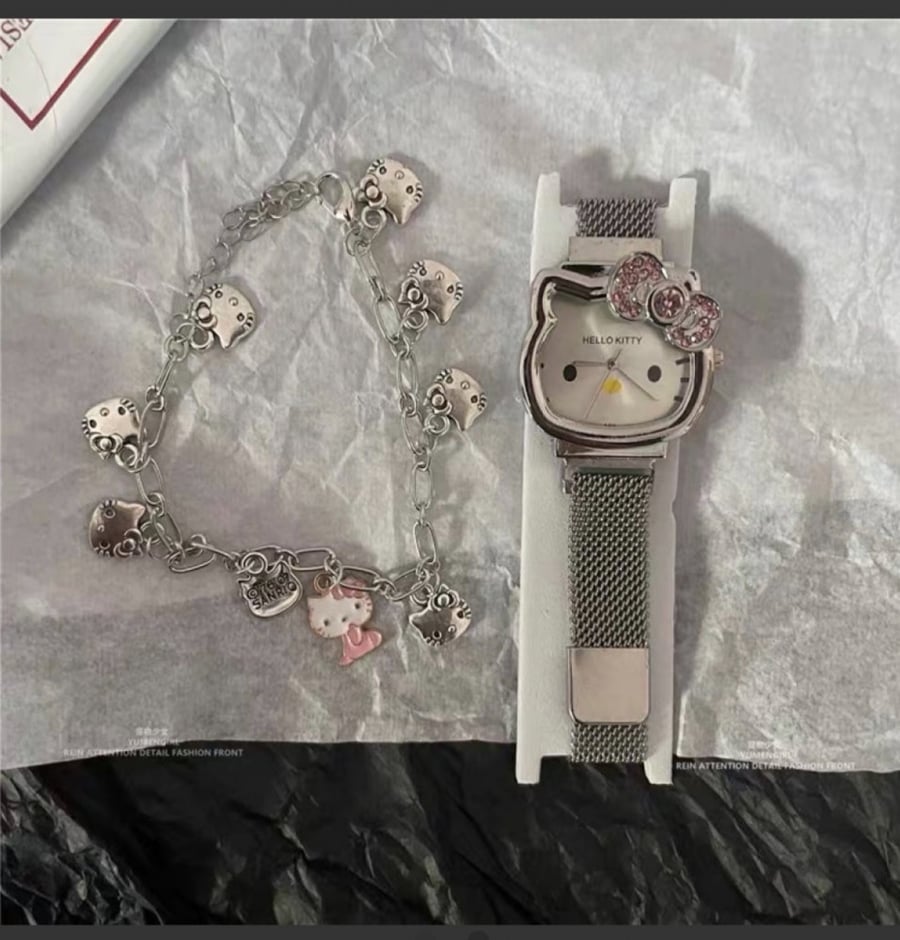 أسورة hello kitty