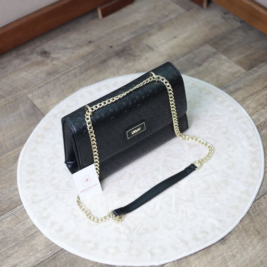 شنطة دكني نسائي D107