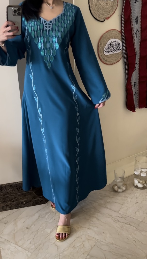 مخور مع طرحه