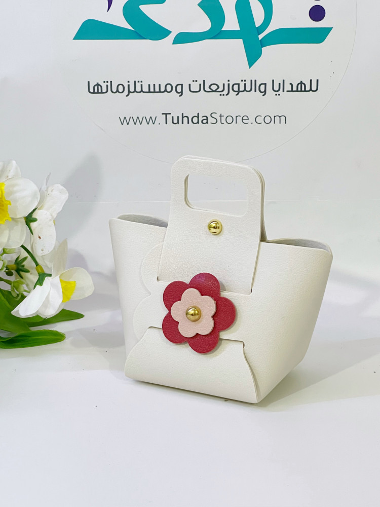 شنطه جلد ( سكري ) بالورد
