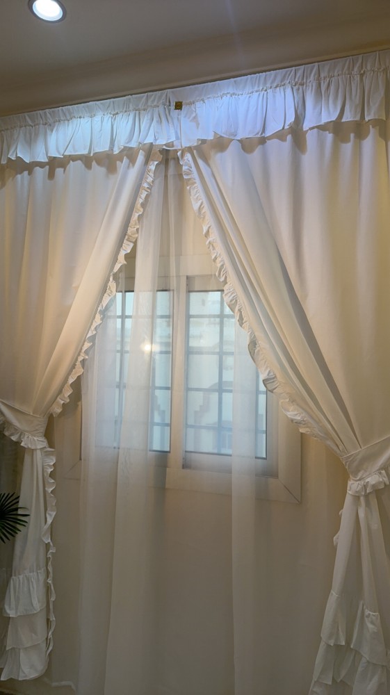 Curtain package + 3 rustic cushions