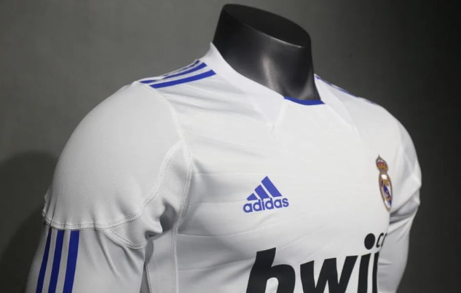 Classic Real Madrid long sleeve 2010/11 - Player edition