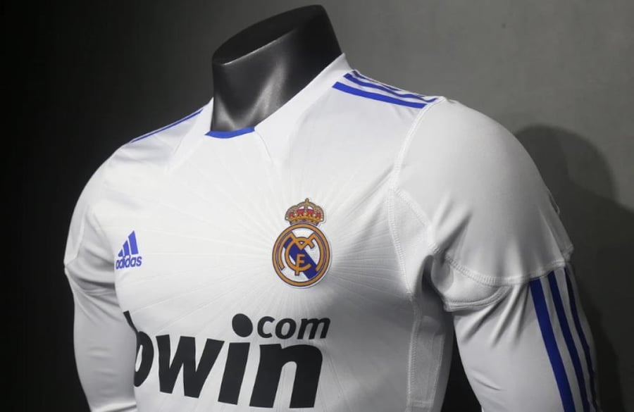 Classic Real Madrid long sleeve 2010/11 - Player edition