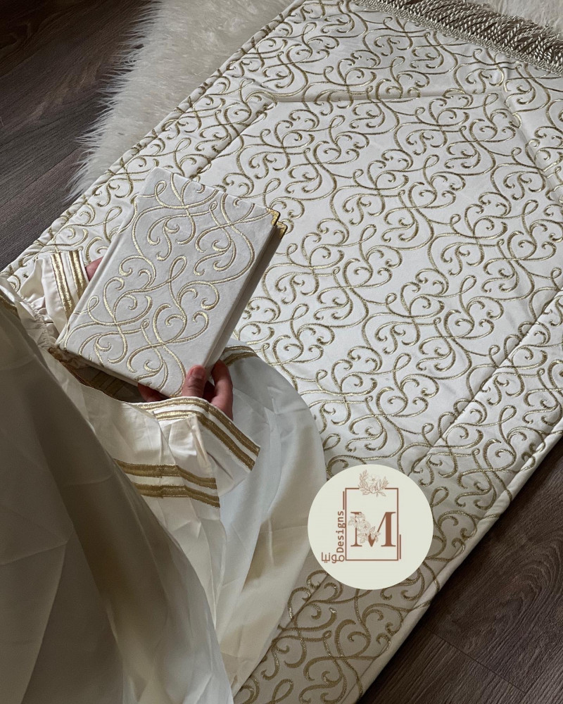 Complete padded prayer outfit / beige