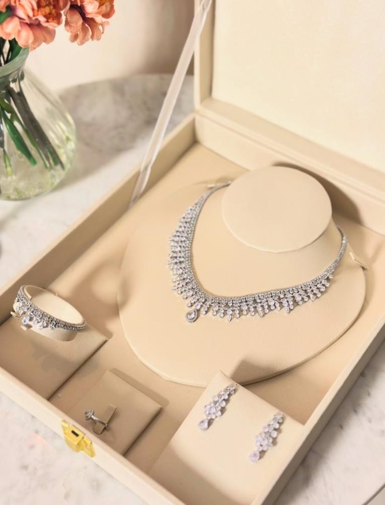 طقم اكسسوار   A1253