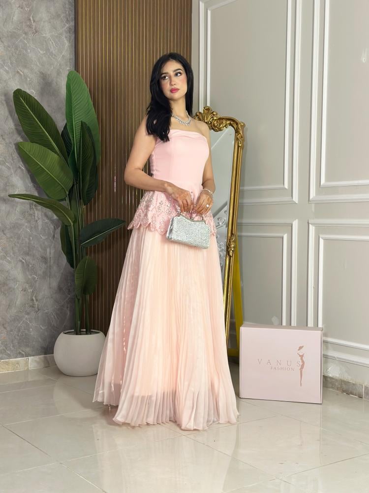 7400-فستان سهرة بليسيه باللون الوردي الناعم dress