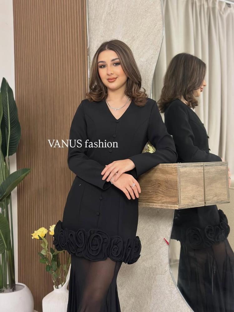 6974  طقم بزهور واكمام طويلة