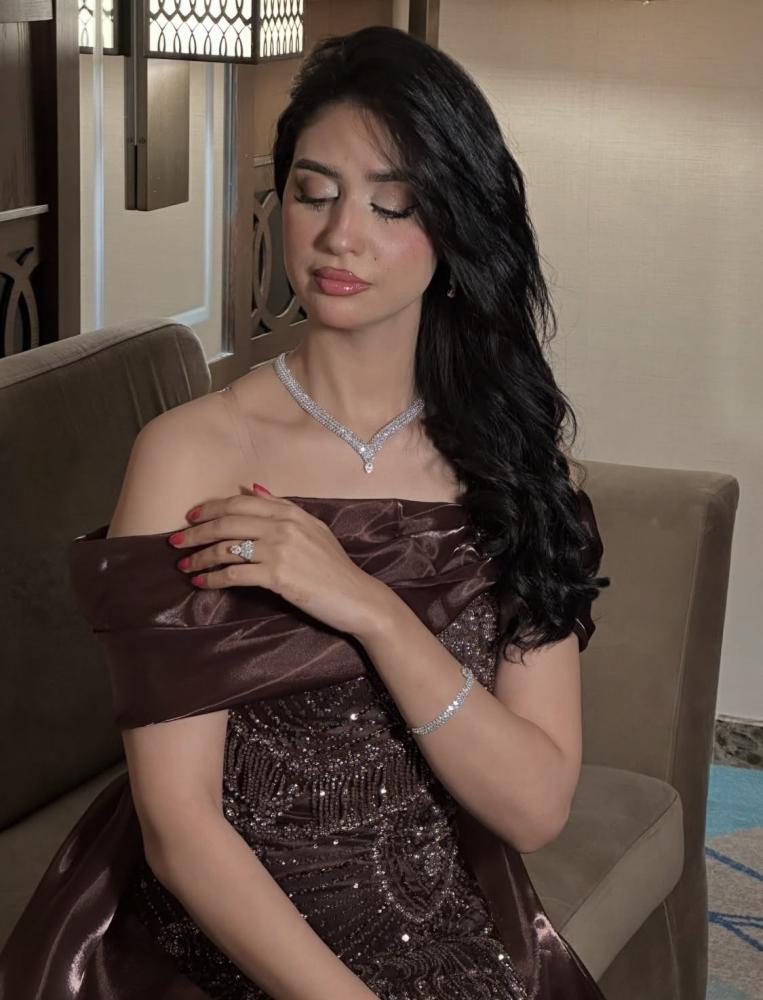 A1656  -  طقم اكسسوار  فاخر accessories