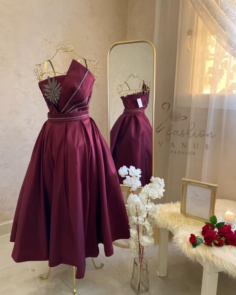فستان سهرة شانيل عودي 3090