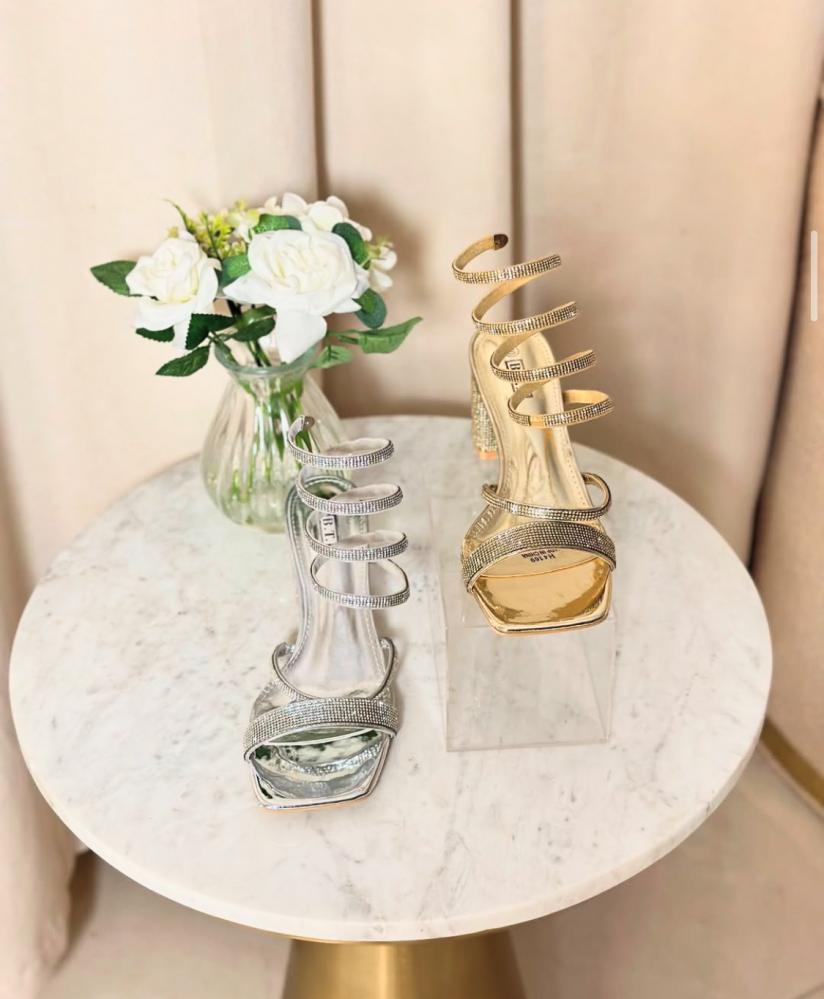 Elegant heel