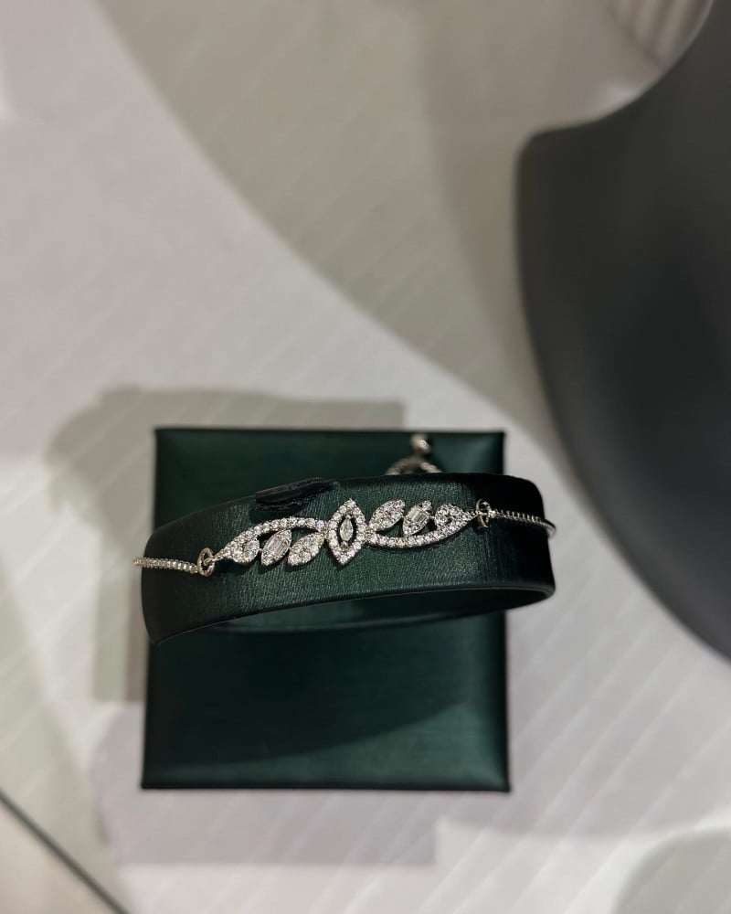 Women's zircon set A138