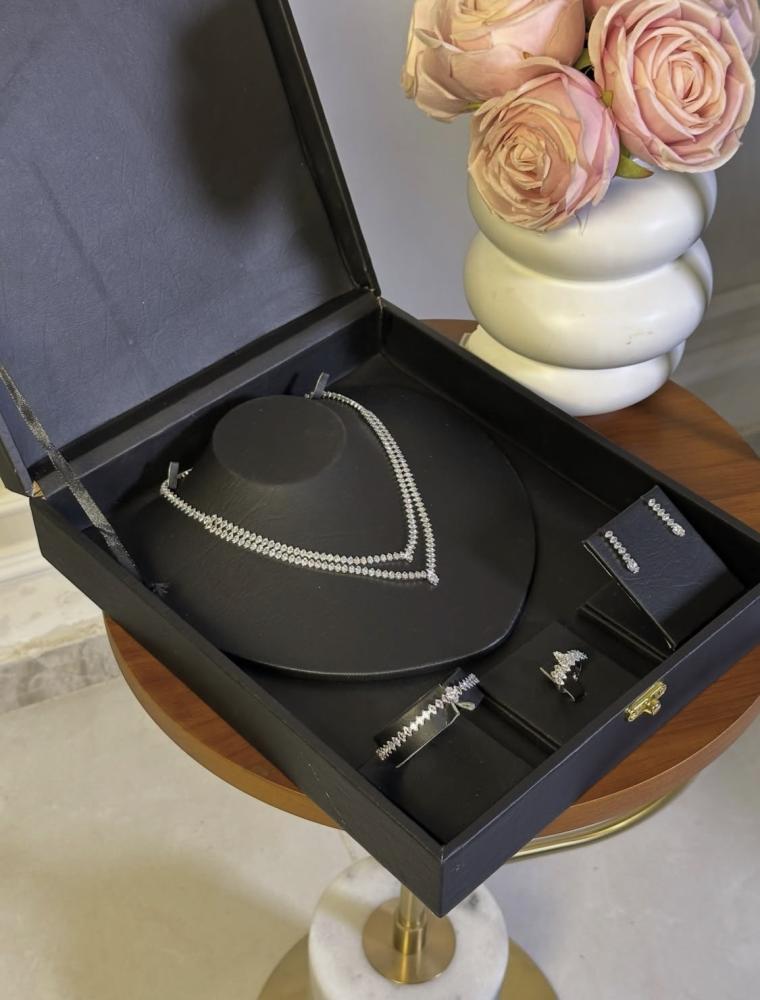 A1666  -  طقم اكسسوار Accessories