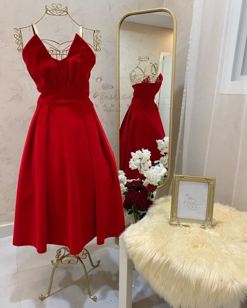 Red midi dress with fur 3036