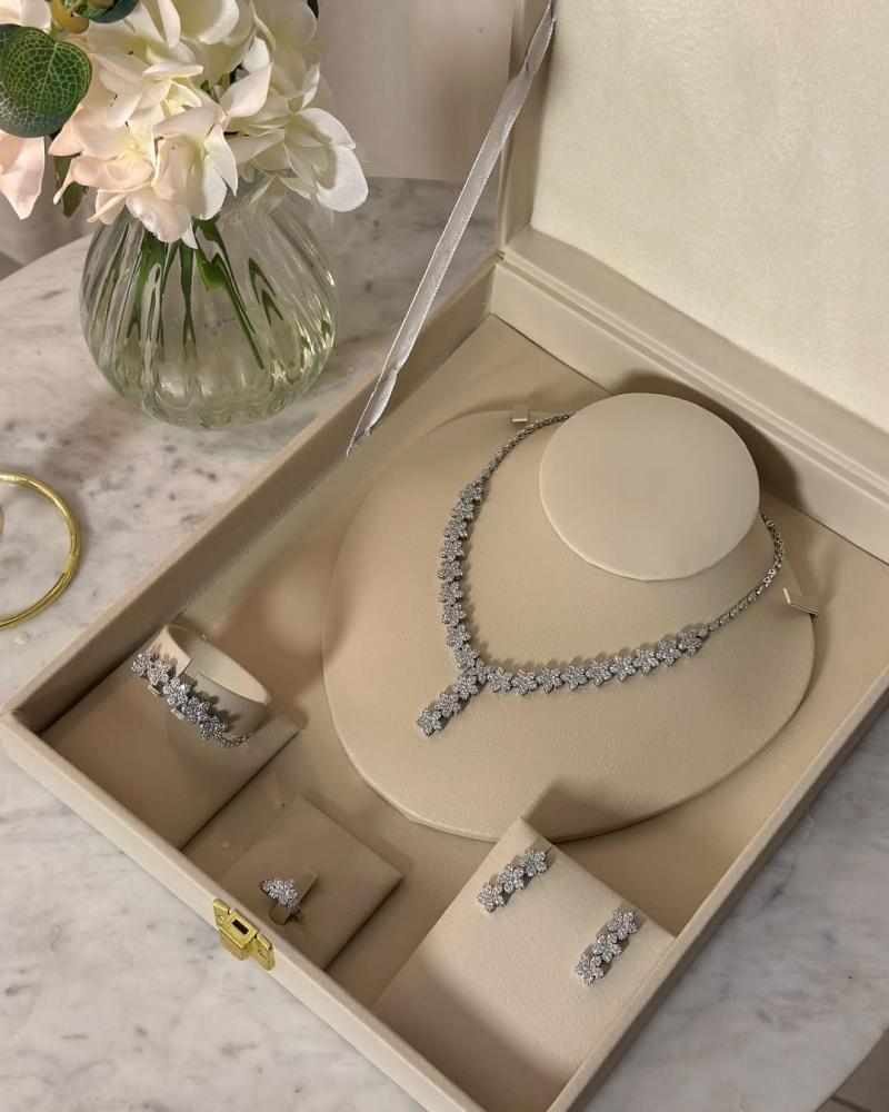 طقم اكسسوار  A1185
