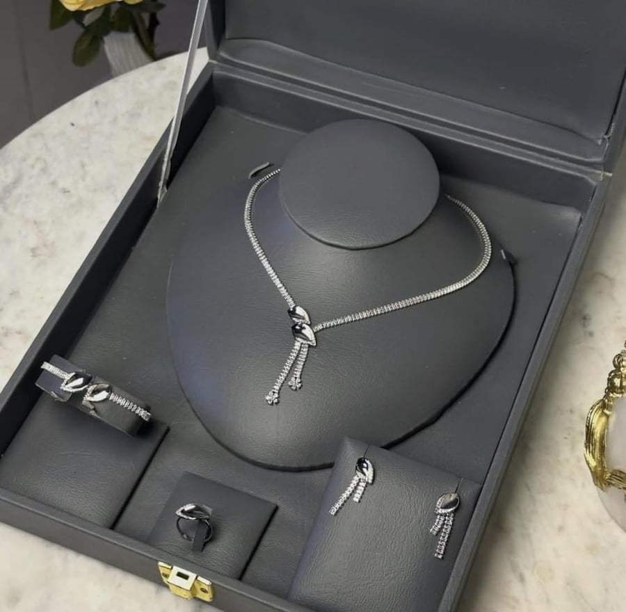 A1629 -  طقم اكسسوار  فاخر     Accessories