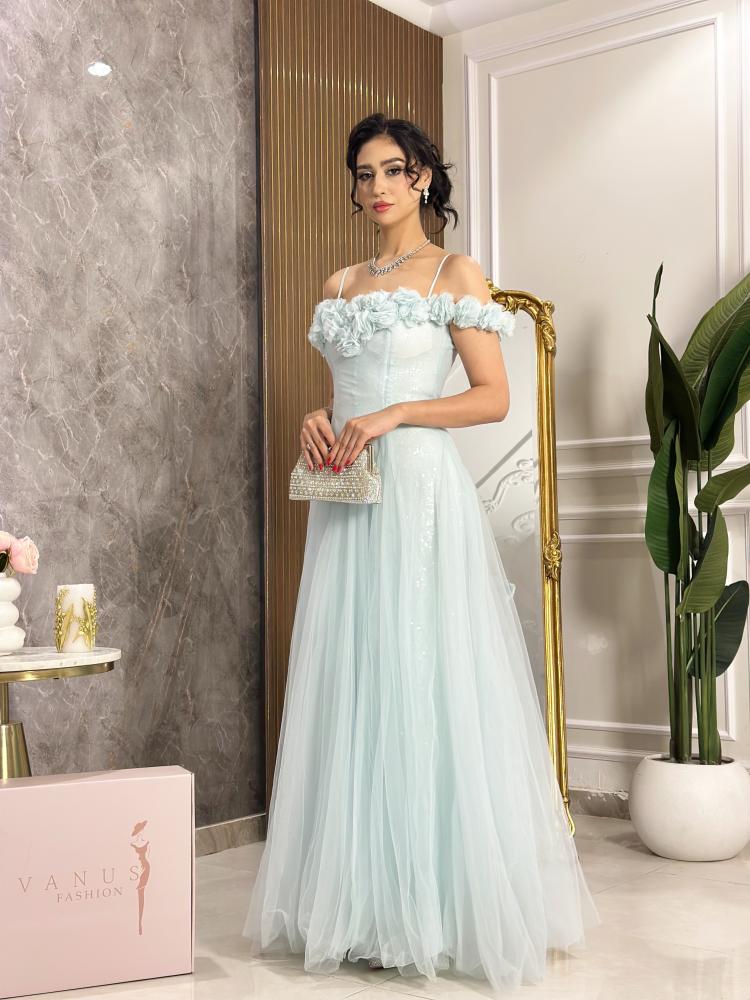 7481-فستان سهرة طويل تول بالورود – سماوي وبيج (لونين)