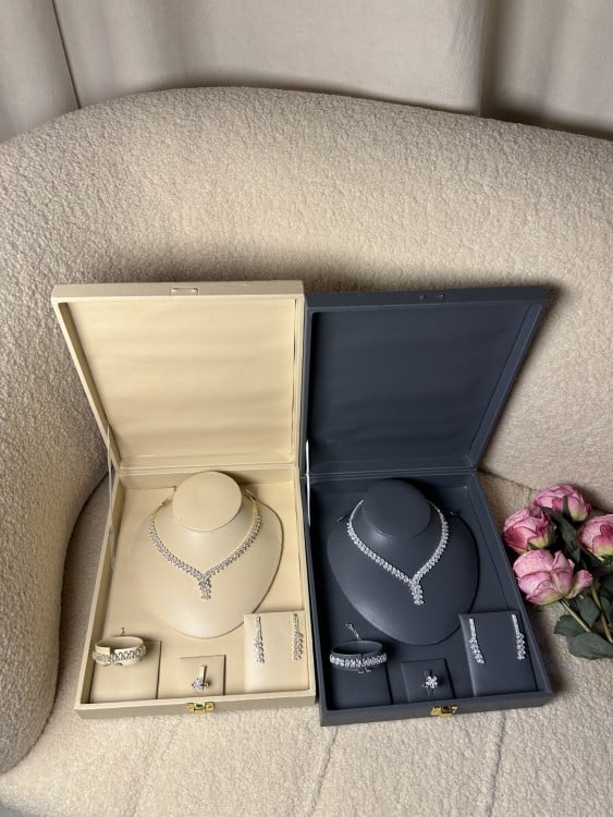 طقم اكسسوار كريستال ( 2 لونين) A430