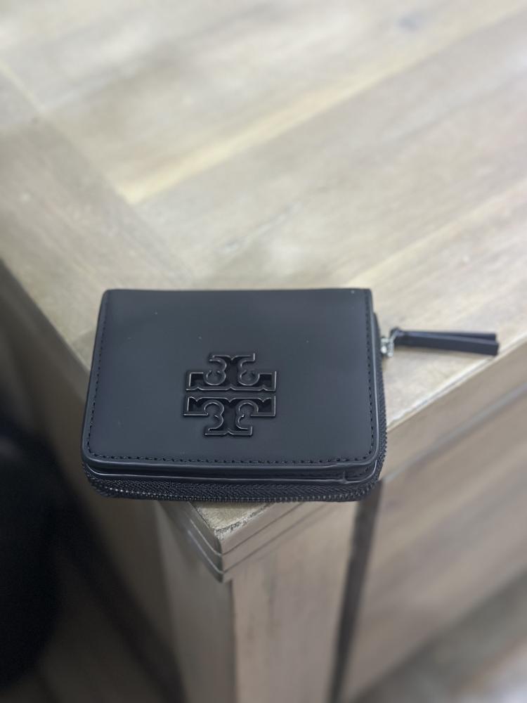 Tory burch wallet