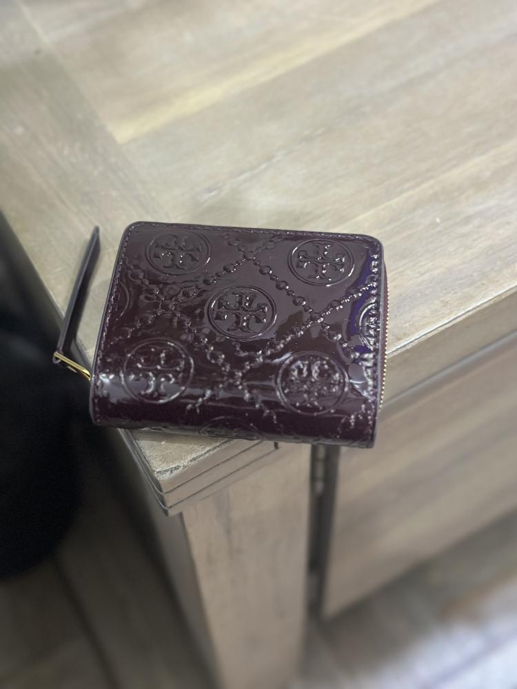Tory burch wallet